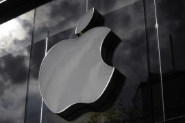Apple is going it alone with 5G antenna design